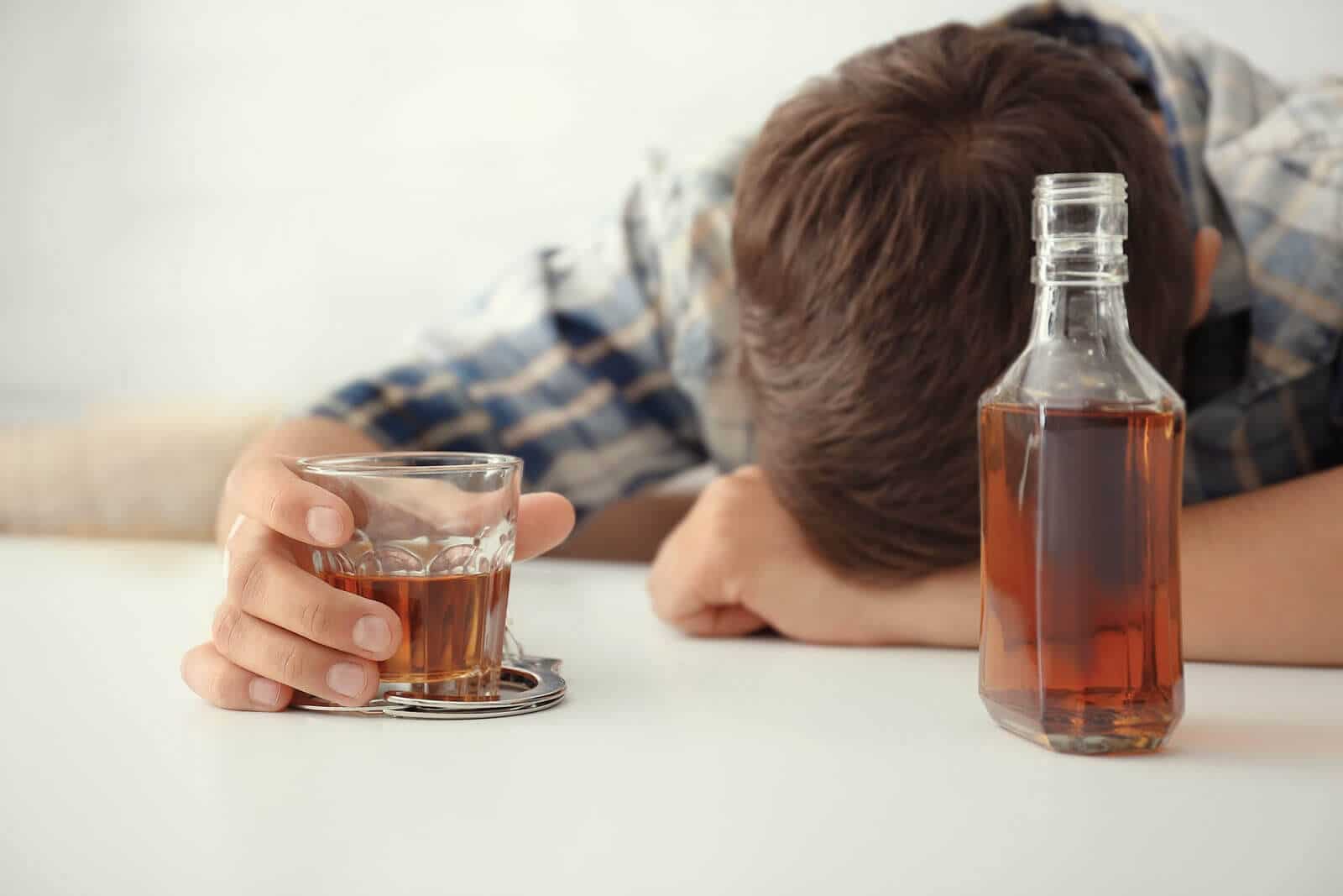 chronic-alcoholism-symptoms-consequences-and-treatments